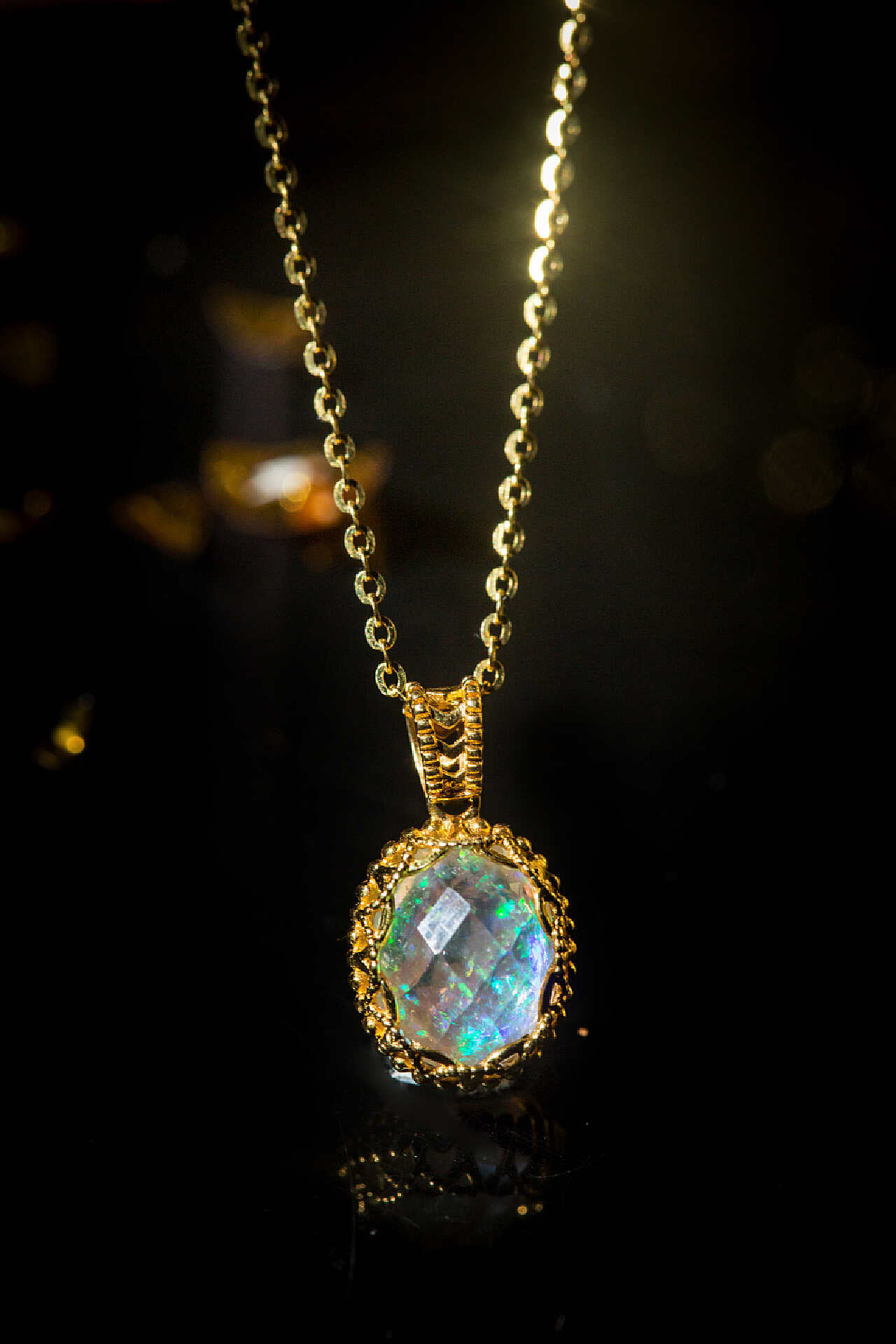欧泊石（澳宝）Opal